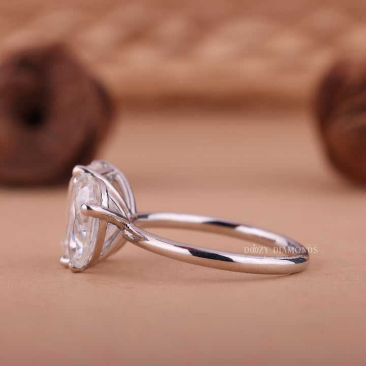 1.0CT-2.0CT Pear & Emerald F/VS1 Lab Grown Diamond Toi et Moi Engagement Ring