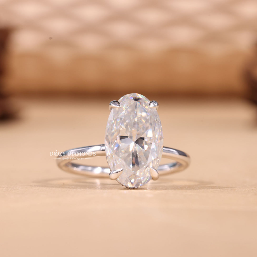 4.0CT-6.0CT Elongated Oval E/VS2 Lab Grown Hidden Halo Diamond Engagement Ring