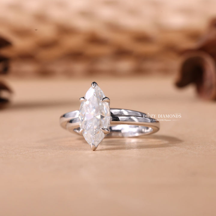1.50CT Marquise Cut EF-VS2 Lab Grown Solitaire Wedding Ring with Solid Gold Band