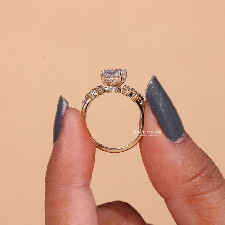 2.0CT-3.0CT Oval Cut E/VS1 Lab Grown Diamond Zig Zag Pave Engagement Ring