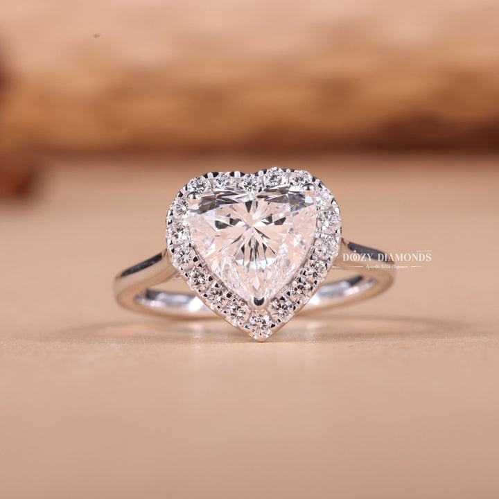 1.50CT-2.50CT Heart E/VS2 Lab Grown Diamond Halo Engagement Ring