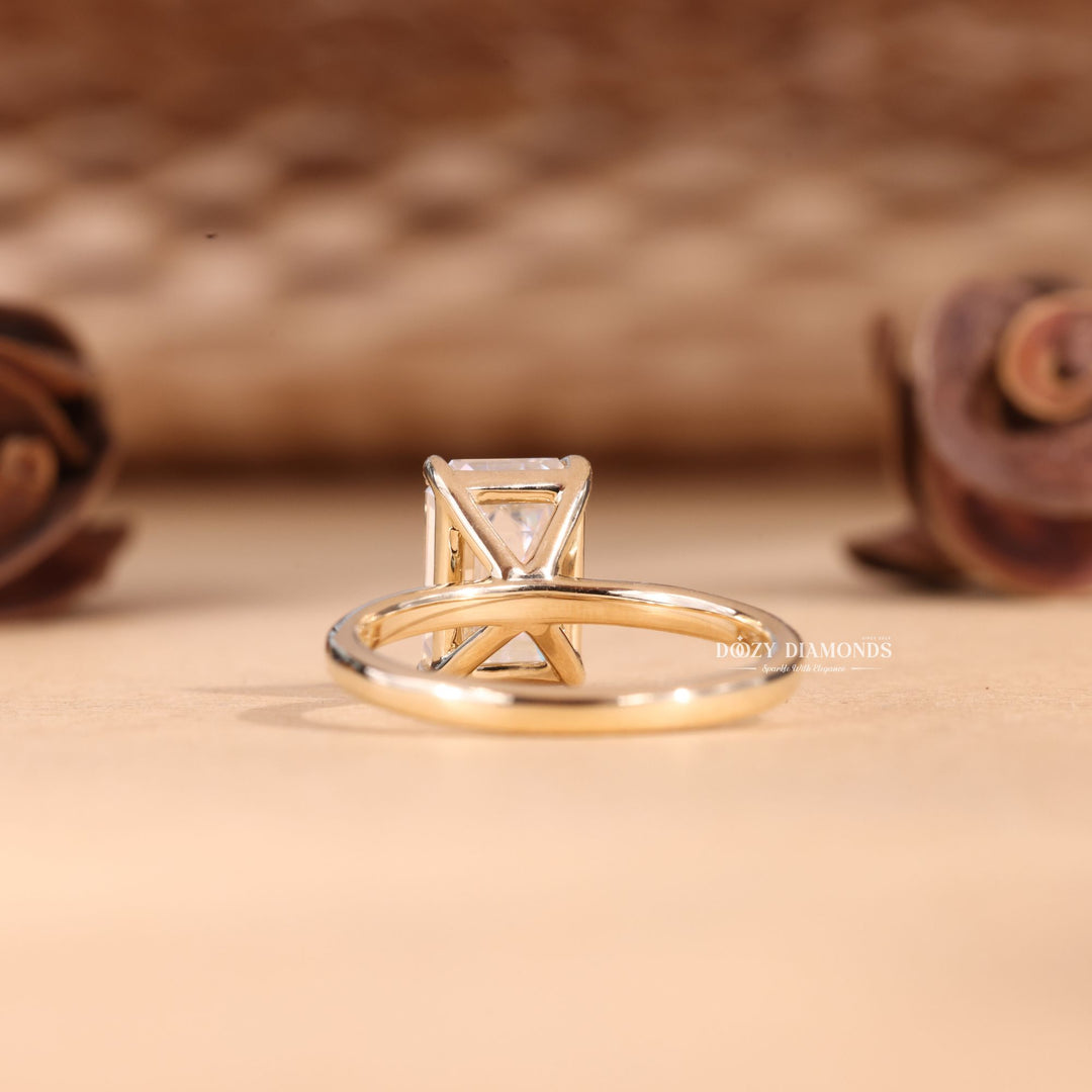 2.0CT-3.0CT Emerald Cut E/VS1 Lab Grown Solitaire Diamond Engagement Ring