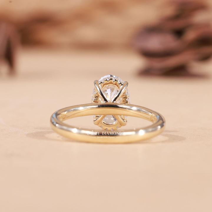 2.0CT-3.0CT Oval F/VS1 Lab Grown Diamond Hidden Halo Engagement Ring