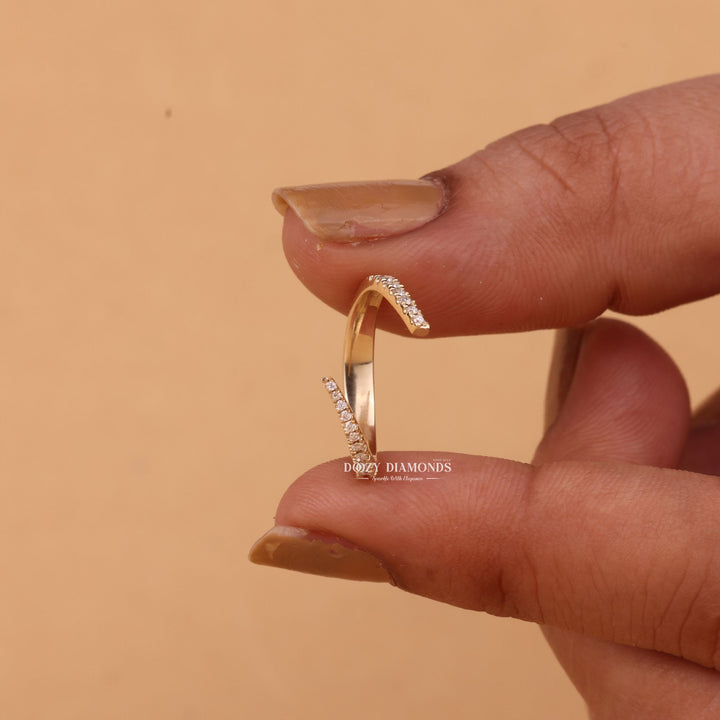 Round Cut Lab Grown Diamond EF/VVS Open Wedding Band