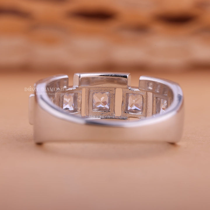 Princess & Round Diamond CVD EF/VVS Unique Brick Wedding Band