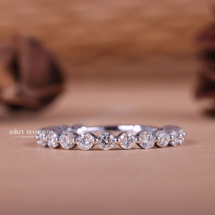 Round Lab Grown Diamond EF/VVS Floating Bubble Wedding Band