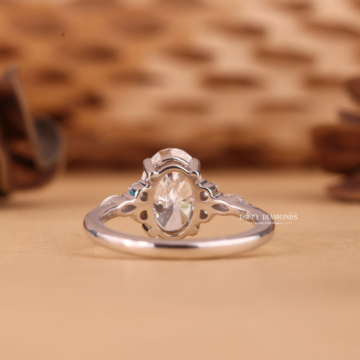 2.50CT-3.50CT Oval Cut F/VS1 Lab Grown Cluster Diamond Engagement Ring