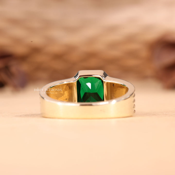 2.0CT-3.0CT Emerald E/VS1 Lab Grown Diamond Bezel Set Engagement Ring
