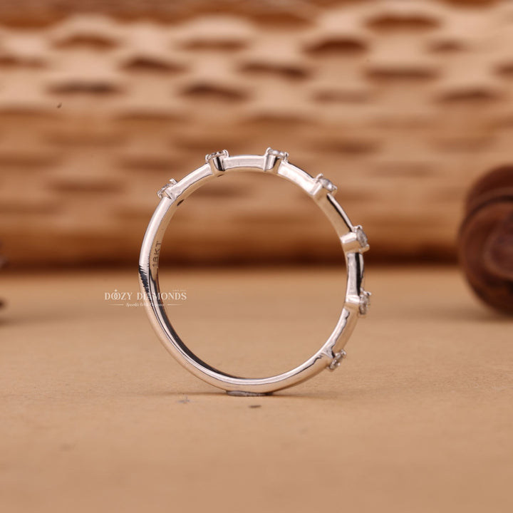 Round Cut Lab Grown Diamond EF/VVS Eternity Wedding Band