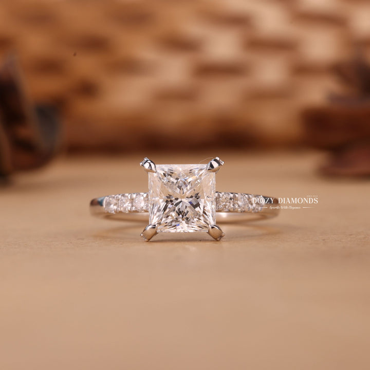 1.0CT-2.0CT Princess Cut F/VS1 Lab Grown Hidden Halo Diamond Engagement Ring