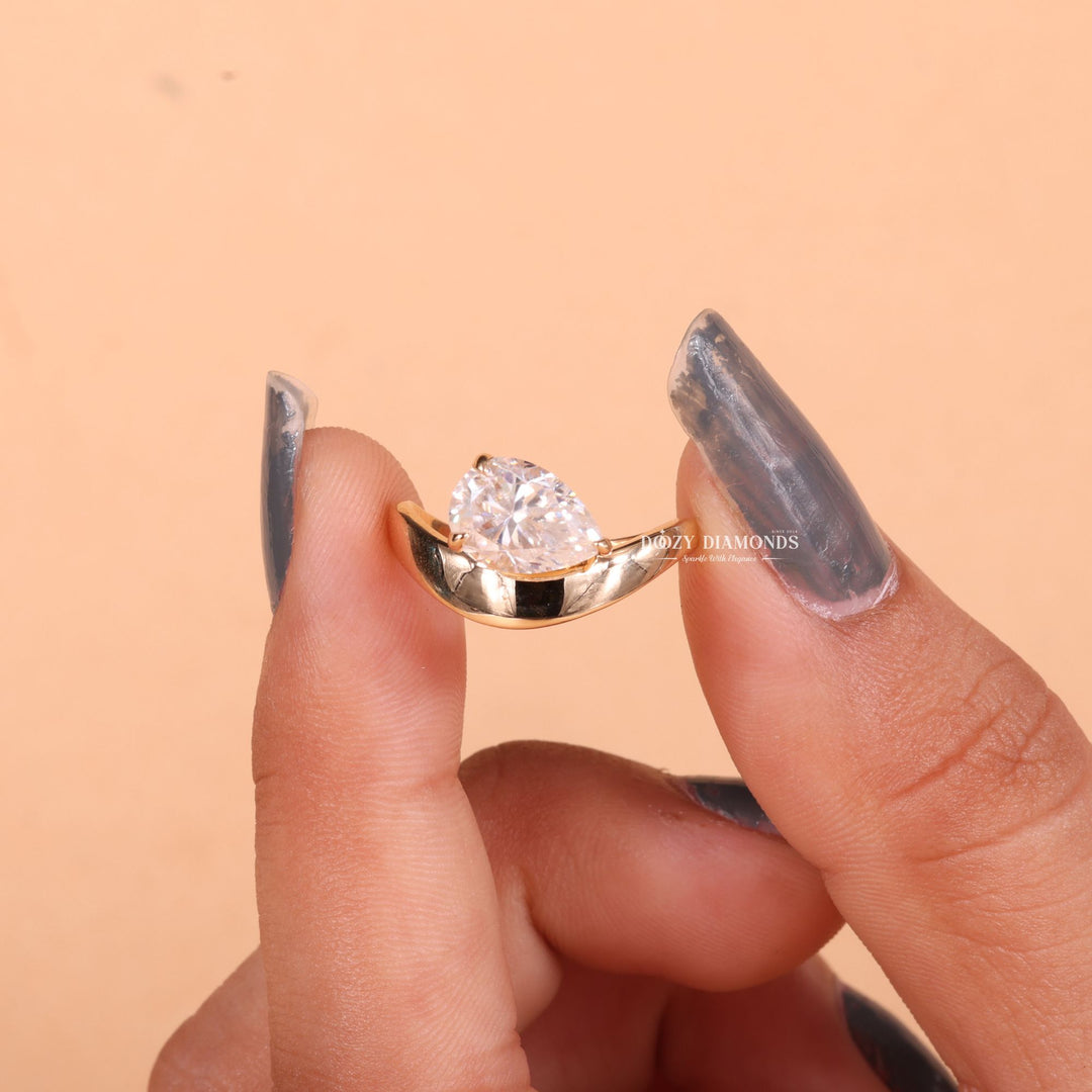 2.0CT-3.0CT East West Pear E/VS1 Lab Grown Diamond Unique Wave Engagement Ring