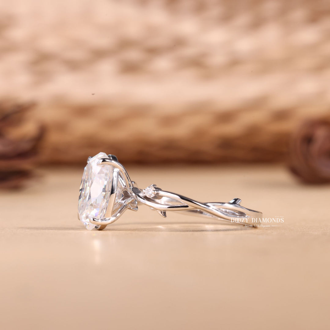 2.50CT-3.50CT Oval Cut E/VS1 Lab Grown Diamond Nature Inspired Engagement Ring