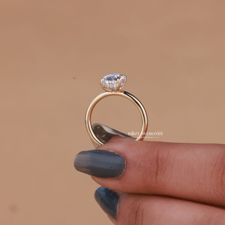 2.0CT-3.0CT Oval F/VS1 Lab Grown Diamond Hidden Halo Engagement Ring