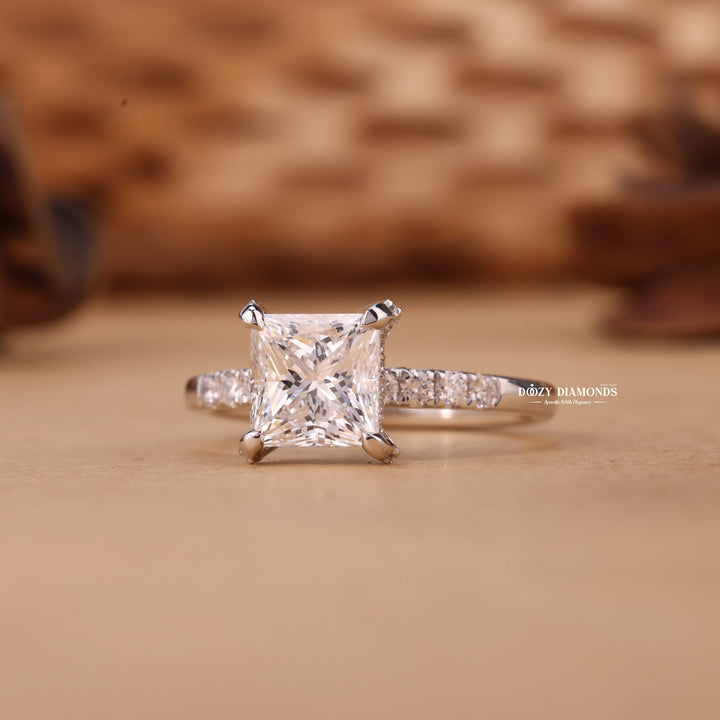 1.0CT-2.0CT Princess Cut F/VS1 Lab Grown Hidden Halo Diamond Engagement Ring