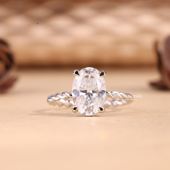 2.50CT-3.50CT Oval Cut E/VS2 Lab Grown Diamond Braided Engagement Ring