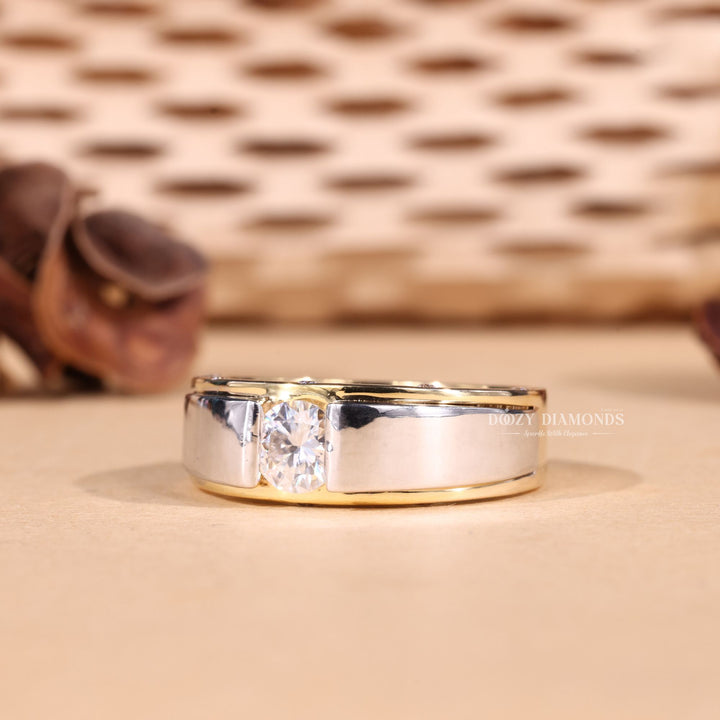 0.50CT Round Cut Lab Grown E/VS2 Diamond Unique Men's Wedding Ring