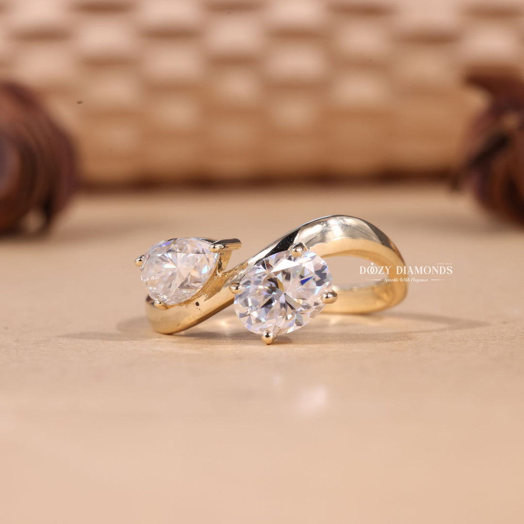 Pear & Oval Cut Lab Grown Toi et Moi Diamond E/VS1 Engagement Ring
