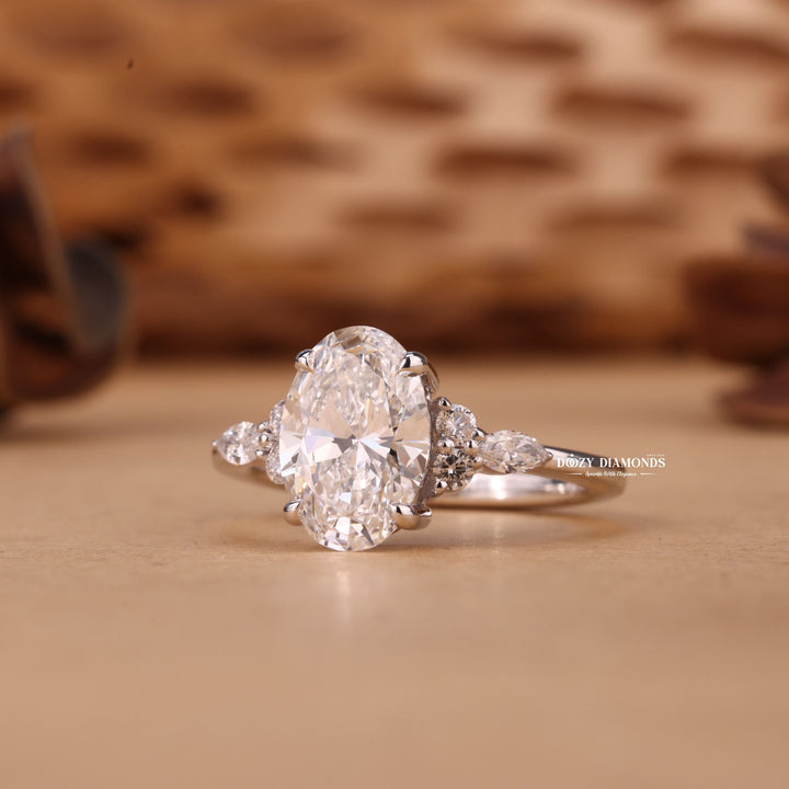2.50CT-3.50CT Oval Cut F/VS1 Lab Grown Cluster Diamond Engagement Ring
