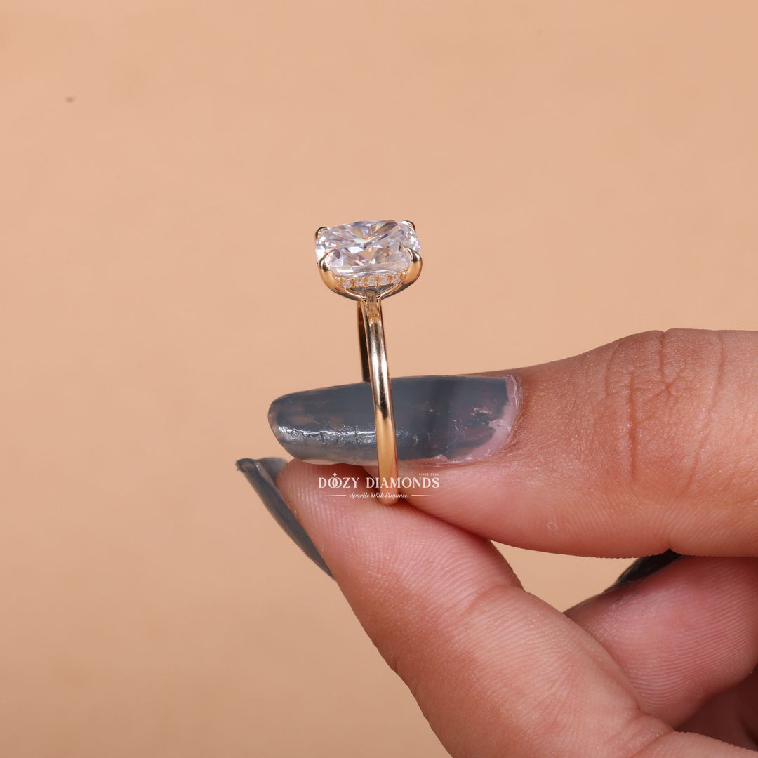 1.50CT-2.50CT Cushion F/VS2 Lab Grown Diamond Hidden Halo Engagement Ring