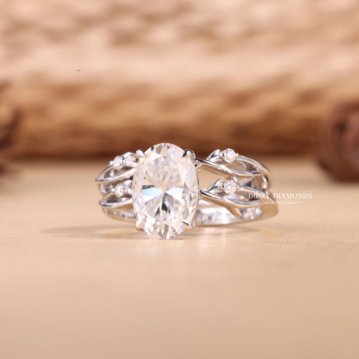 2.50CT Oval Cut EF-VS2 Lab Grown Twig Engagement Ring with Stacking Wedding Band