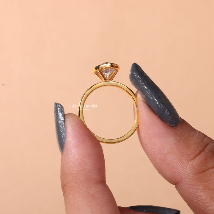 2.0CT-3.0CT Bezel Set Marquise E/VS1 Lab Grown Diamond Engagement Ring