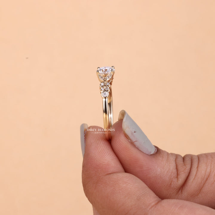1.0CT-2.0CT Round E/VS2 Lab Grown Vintage Pave Diamond Engagement Ring
