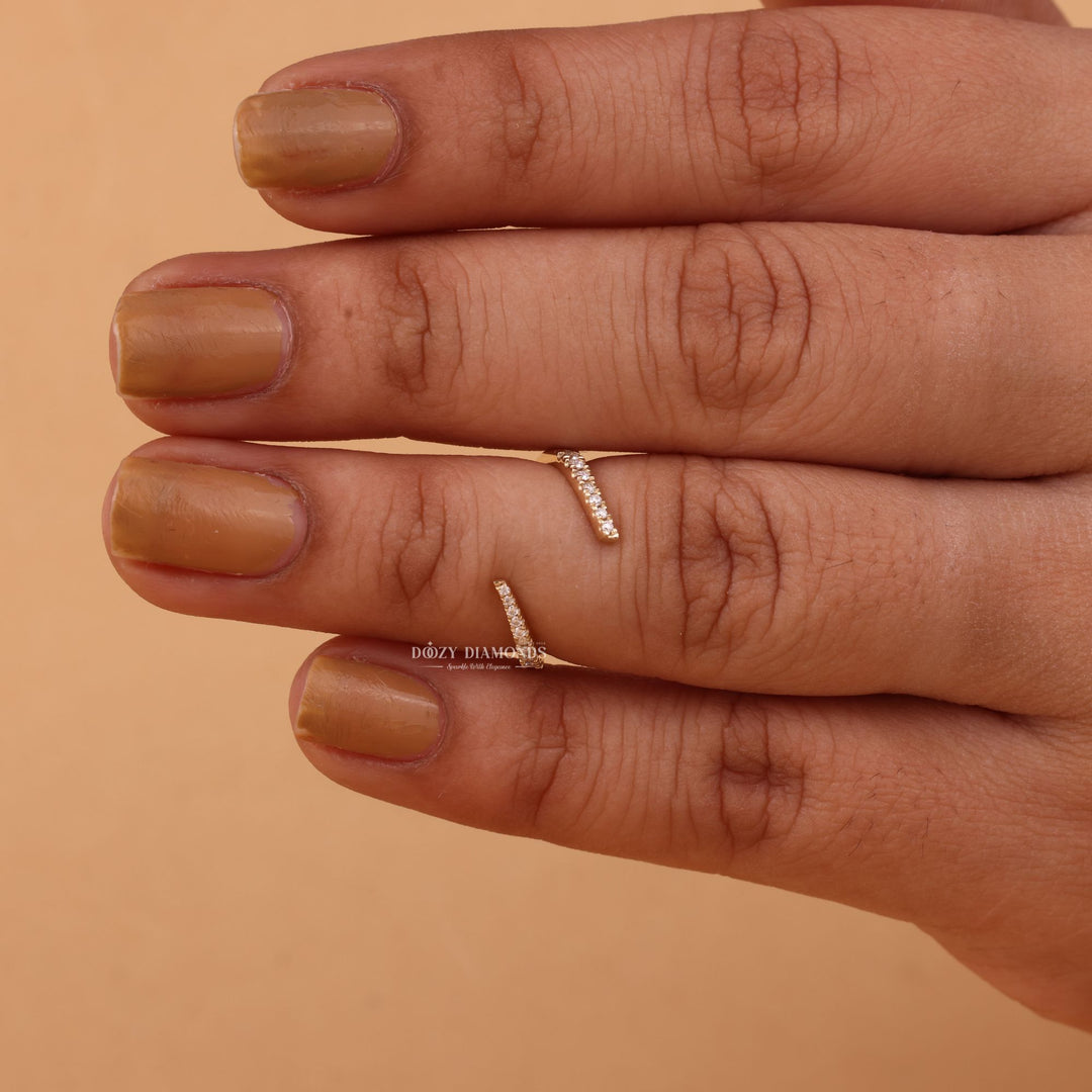Round Cut Lab Grown Diamond EF/VVS Open Wedding Band