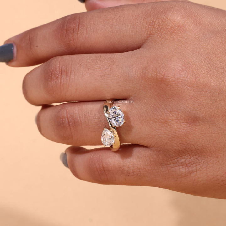 Pear & Oval Cut Lab Grown Toi et Moi Diamond E/VS1 Engagement Ring