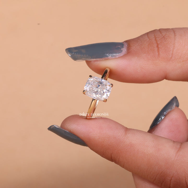 1.50CT-2.50CT Cushion F/VS2 Lab Grown Diamond Hidden Halo Engagement Ring