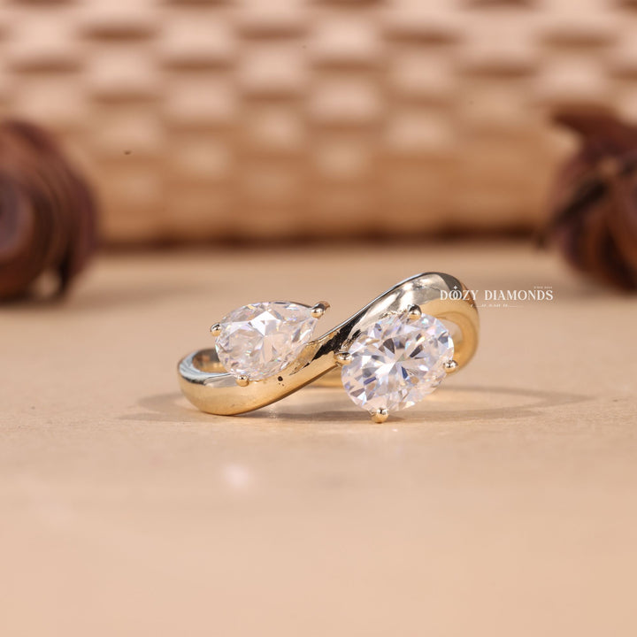 Pear & Oval Cut Lab Grown Toi et Moi Diamond E/VS1 Engagement Ring