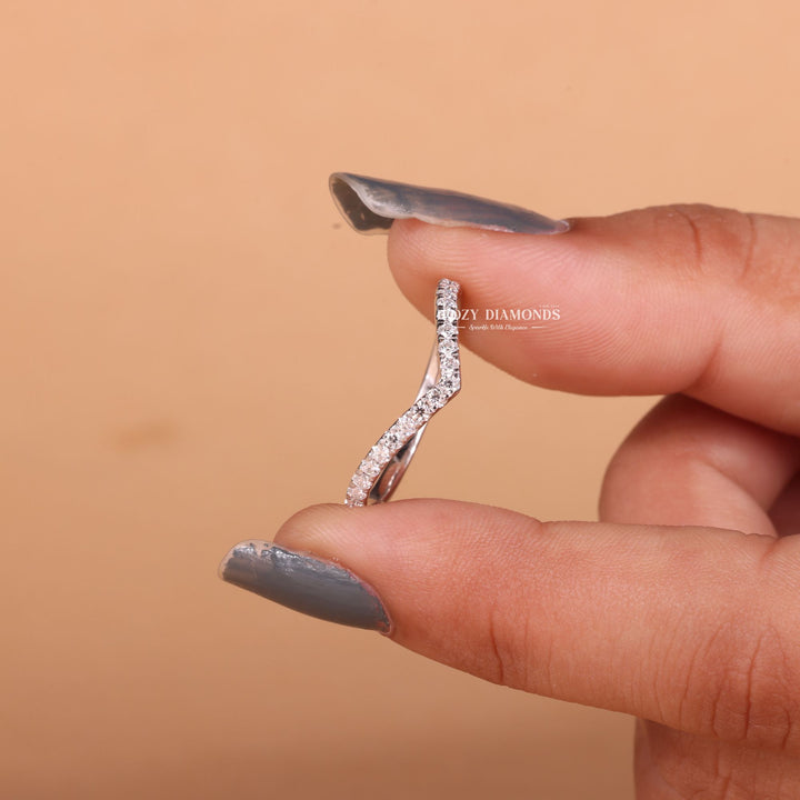 Round Lab Grown Diamond EF/VVS Curved Wedding Band in 14K White Gold