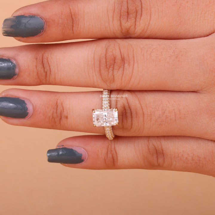 2.50CT-3.50CT Radiant F/VS1 Lab Grown Diamond Micro Pave Engagement Ring