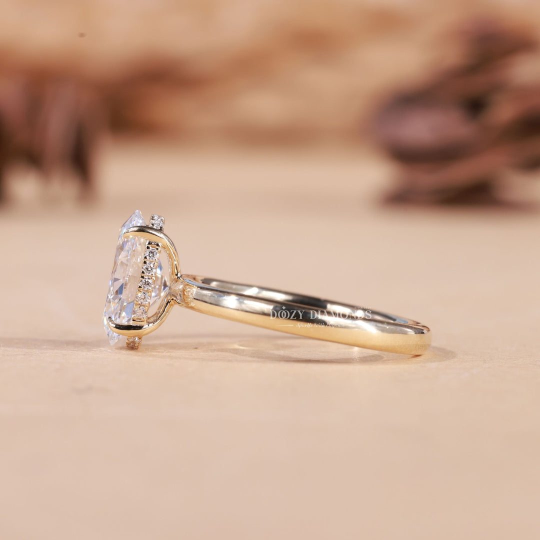 2.0CT-3.0CT Oval F/VS1 Lab Grown Diamond Hidden Halo Engagement Ring