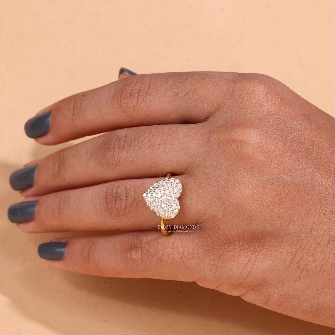 Round Cut Lab Grown Diamond F/VS1 Heart Shape Engagement Ring