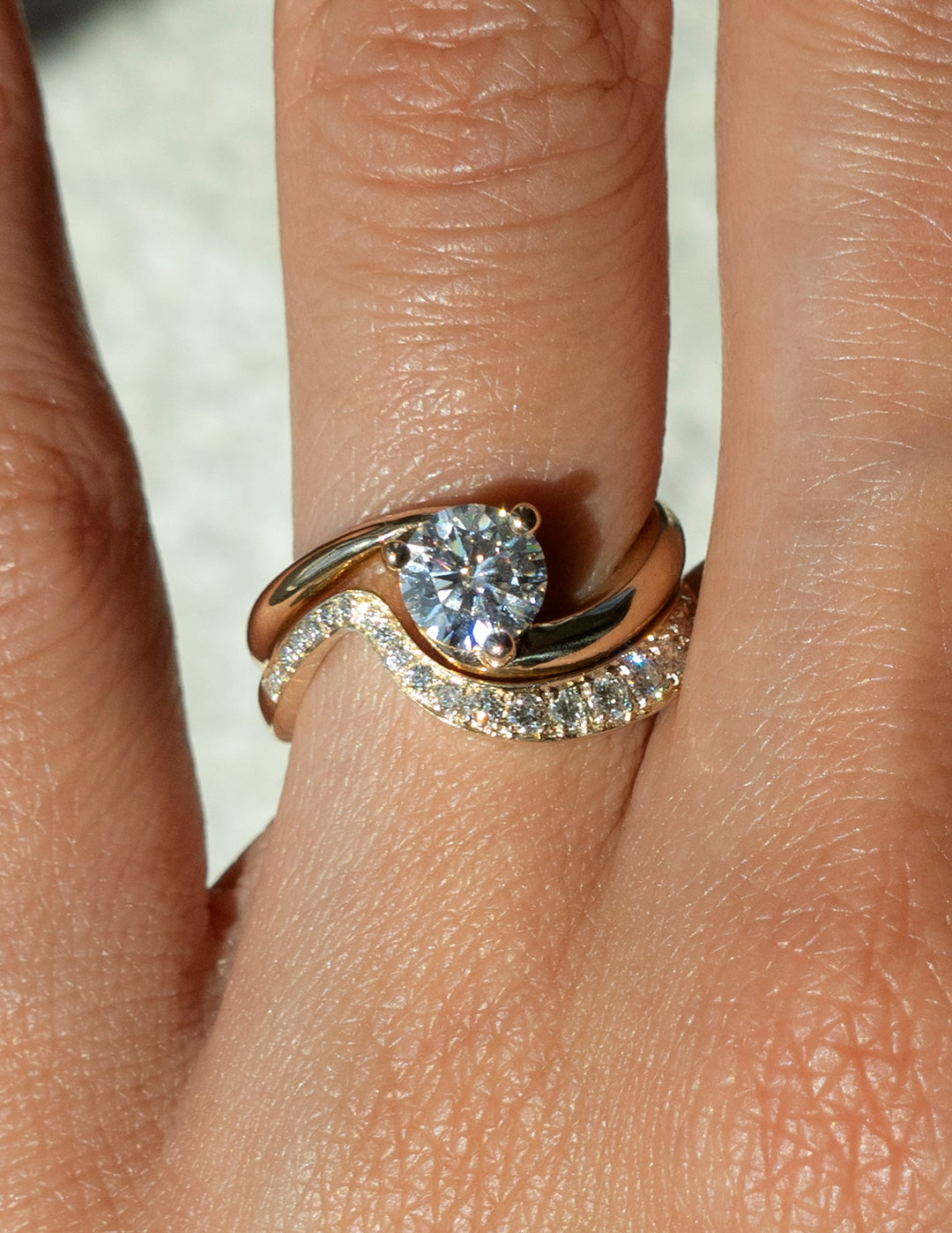 1.0CT Round E-VS Lab Grown Bypass Wedding Ring Set With Classic Band