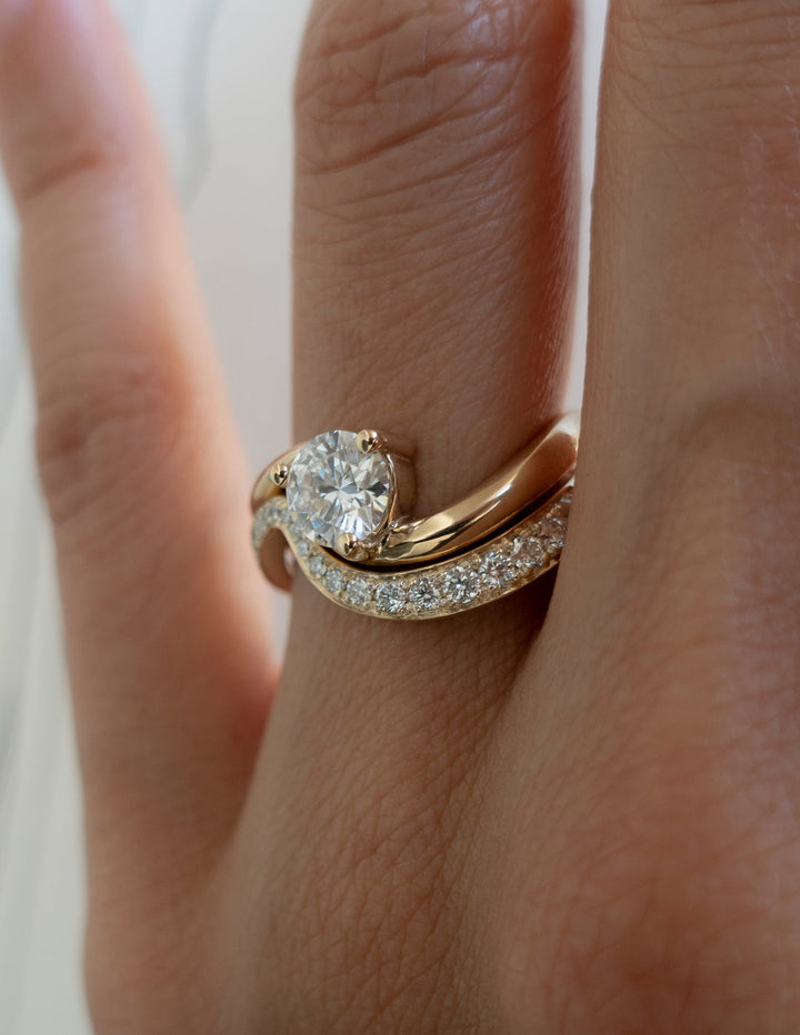 1.0CT Round E-VS Lab Grown Bypass Wedding Ring Set With Classic Band