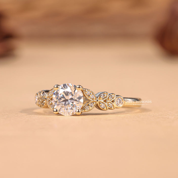 Round customized engagement ring, Round made-to-order engagement ring, Round personalized engagement ring, Round exclusive engagement ring, Round engraved engagement ring, Round halo diamond engagement ring, 