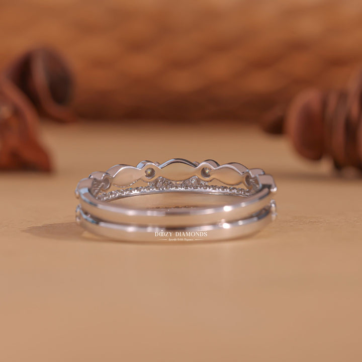 Round cut bridal set with vintage style, Round cut bridal set with antique style, Round cut bridal set with pave band, Round cut bridal set with channel set band, Round cut bridal set with prong set band,