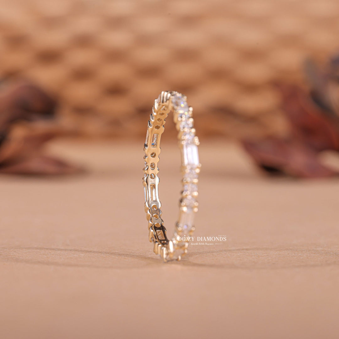 Round diamond promise band, Round diamond band gold, Round diamond band white gold, Round diamond band rose gold, Round diamond band yellow gold