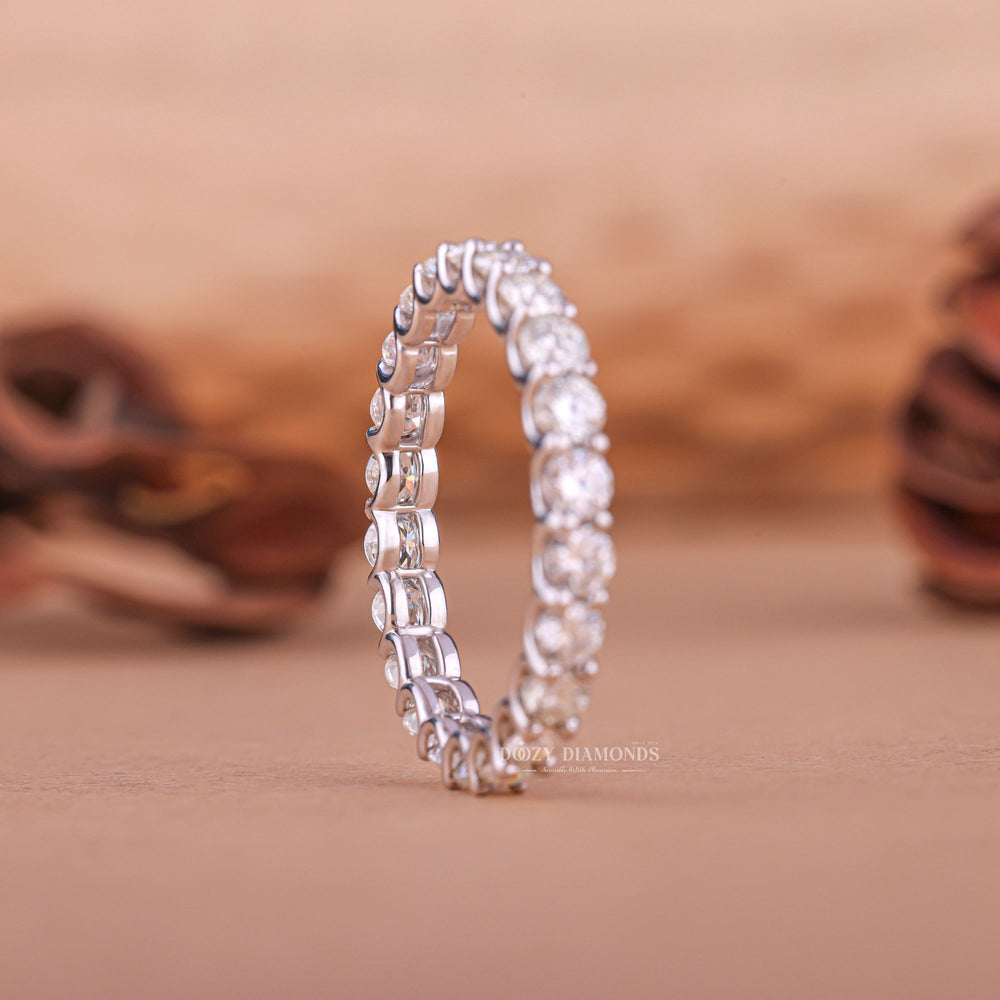 Round diamond band bespoke, Round diamond band high polish, Round diamond band satin finish, Round diamond band matte finish, Round diamond band brushed finish,