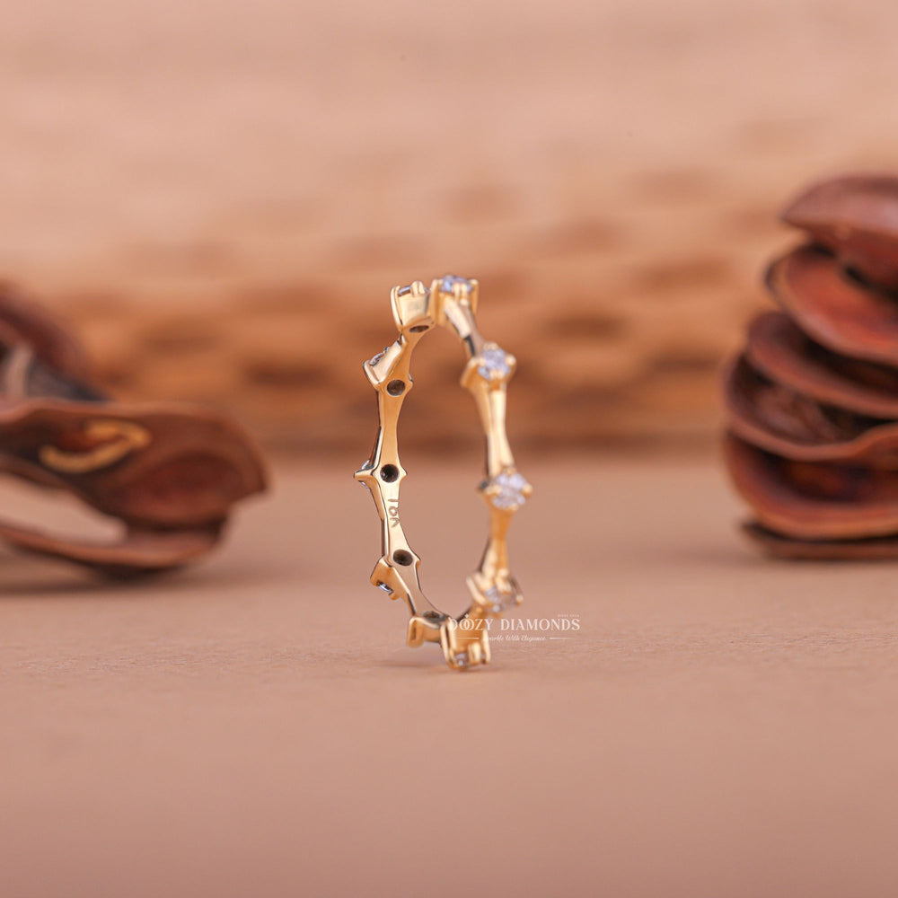 Round diamond band infinity, Round diamond band infinity twist, Round diamond band wedding set, Round diamond band engagement set, Diamond wedding band, Diamond wedding ring,