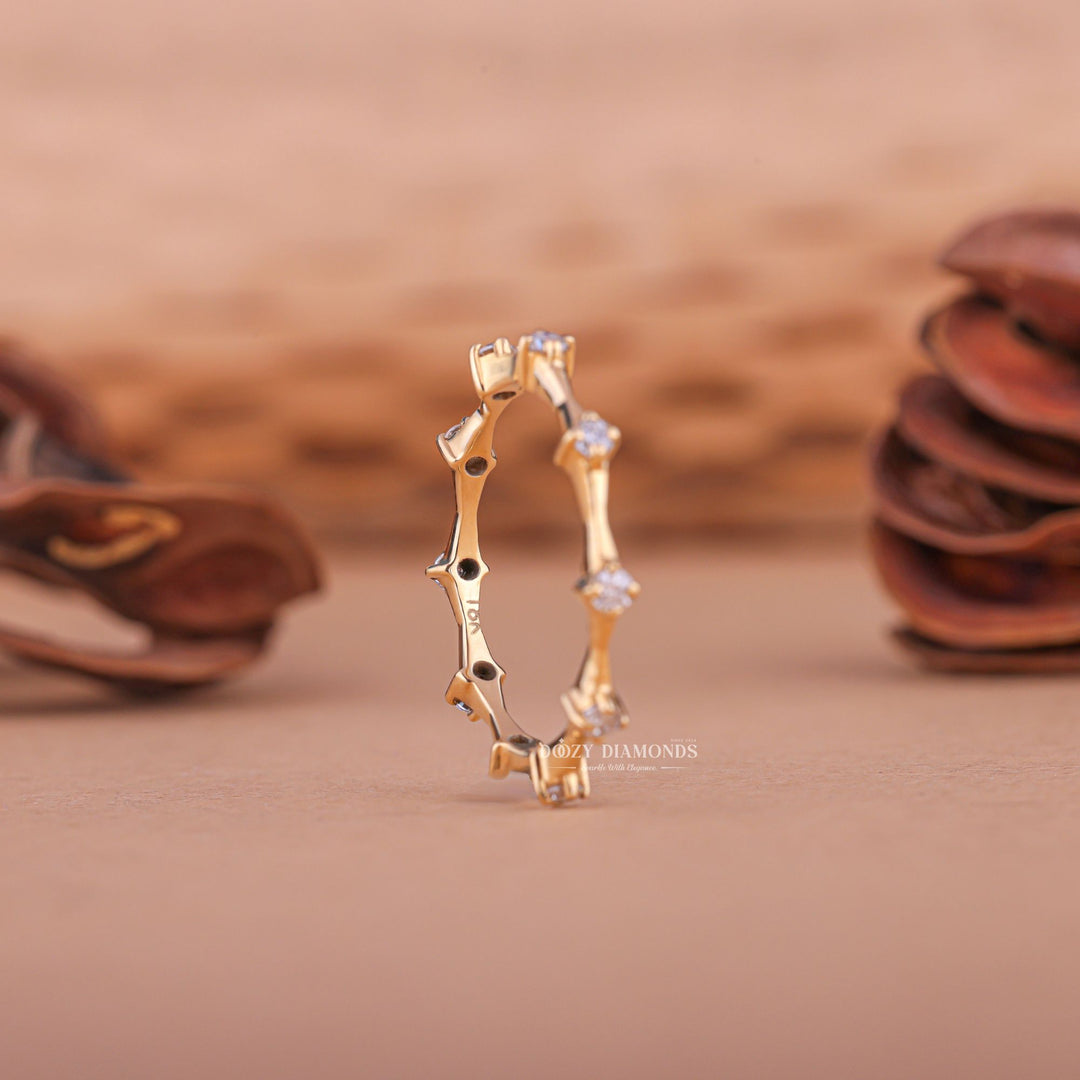 Round diamond band infinity, Round diamond band infinity twist, Round diamond band wedding set, Round diamond band engagement set, Diamond wedding band, Diamond wedding ring,