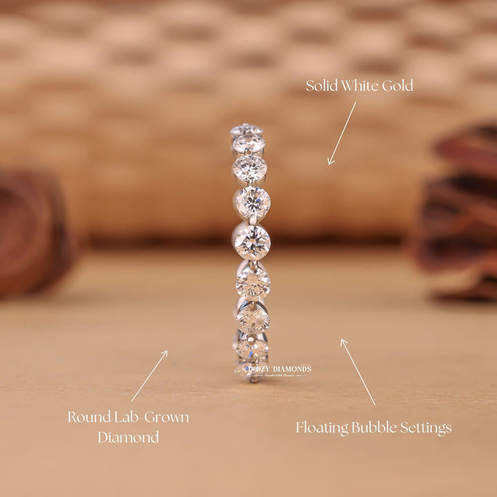 Round diamond band twisted, Round diamond band curved, Round diamond band custom, Round diamond band unique, Round diamond band classic, Round diamond band modern