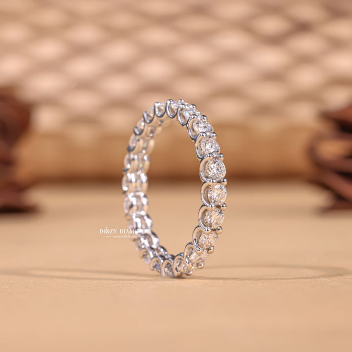 Round diamond bridal band, Round diamond band ring, Round diamond promise band, Round diamond band gold, Round diamond band white gold, Round diamond band rose gold,