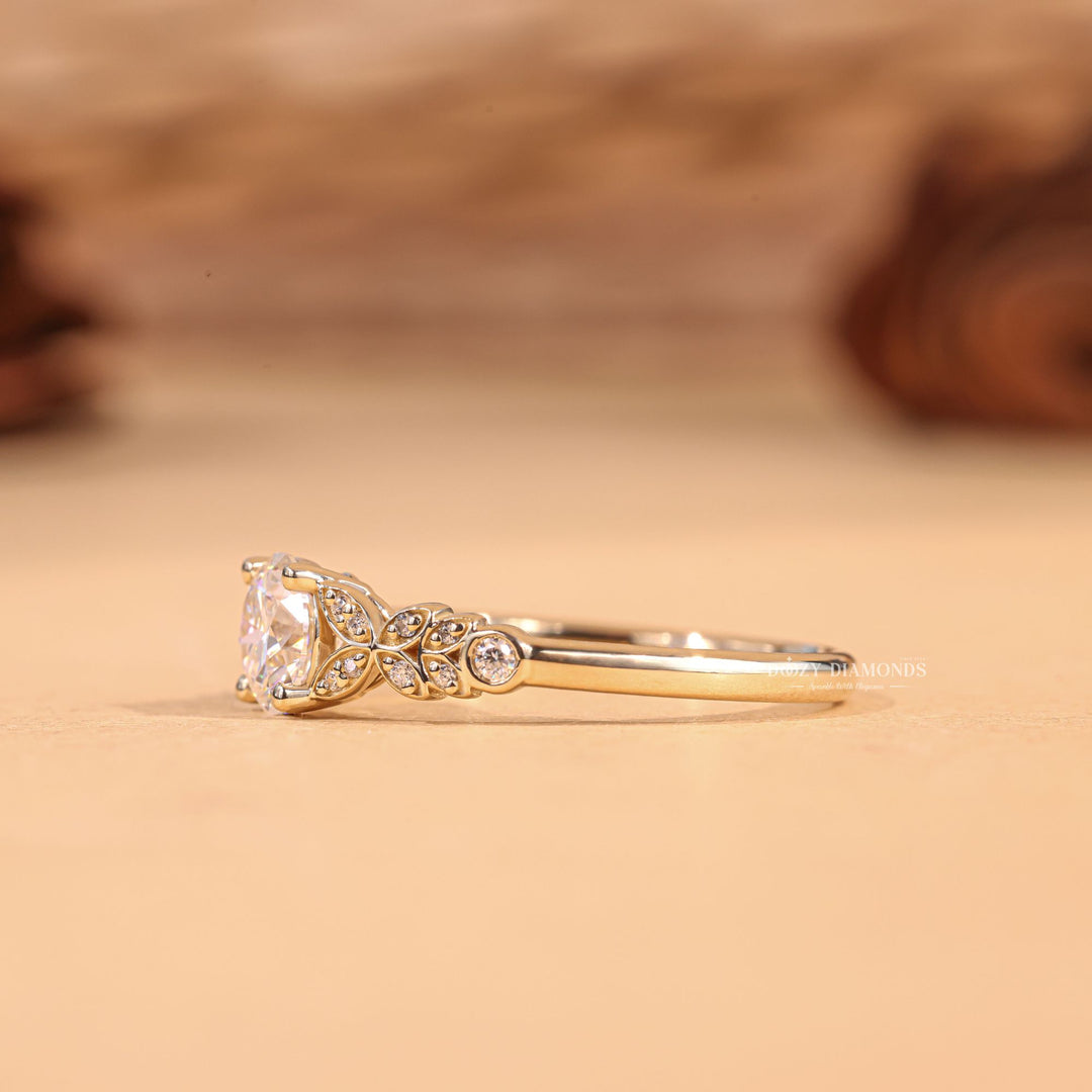 Round whimsical engagement ring, Round glamorous engagement ring, Round sophisticated engagement ring, Round trendy engagement ring, Round fashionable engagement ring, Round ethical engagement ring, 
