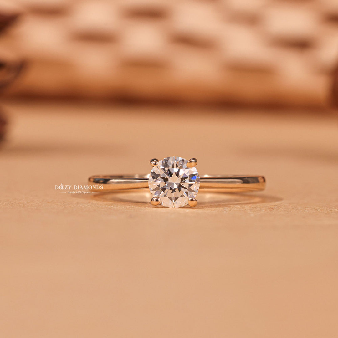 Round antique diamond engagement ring, Round modern diamond engagement ring, Round traditional diamond engagement ring, Round halo diamond engagement ring