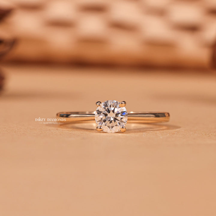 Round antique diamond engagement ring, Round modern diamond engagement ring, Round traditional diamond engagement ring, Round halo diamond engagement ring