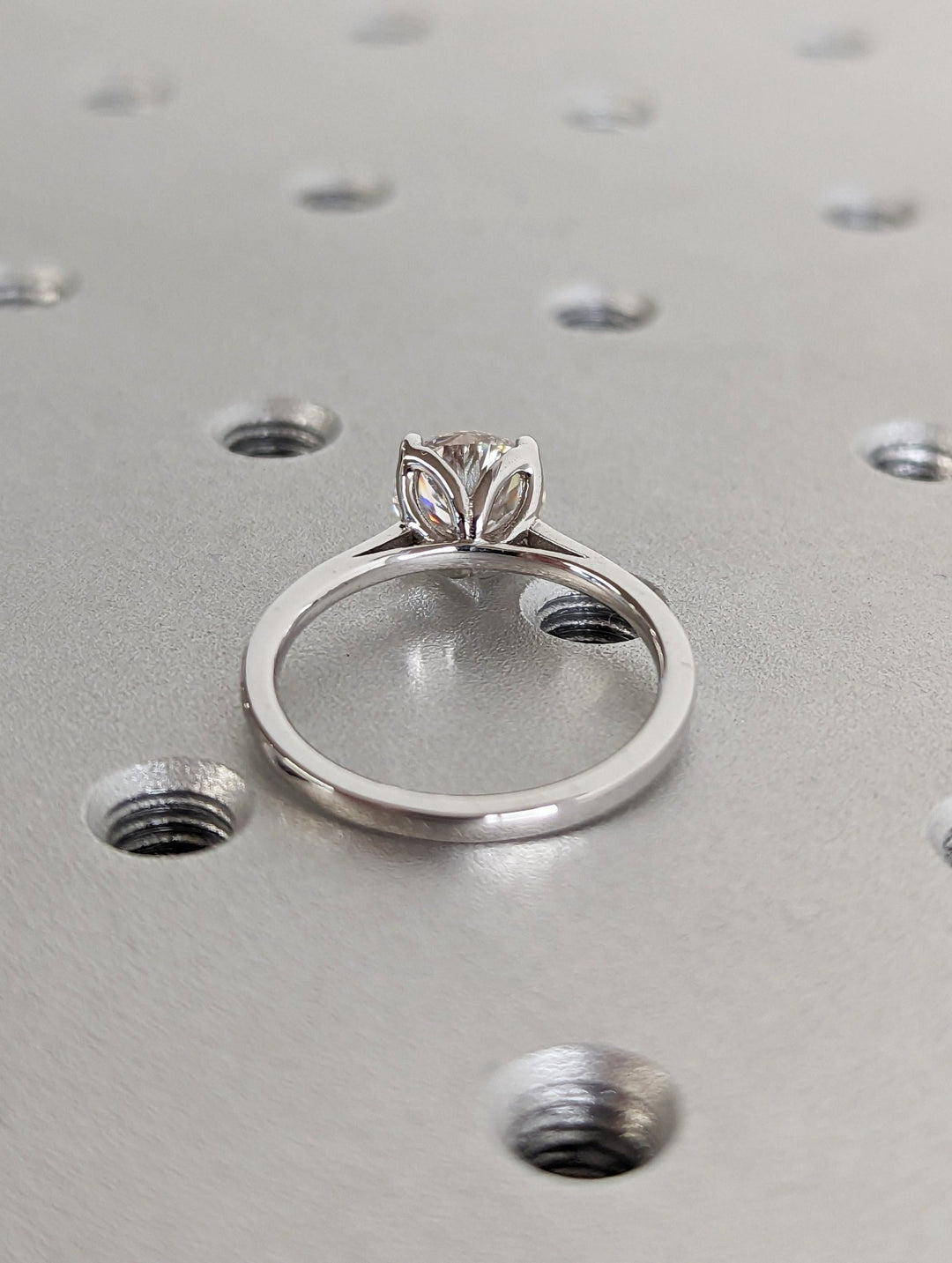 Lab grown diamond engagement ring for her