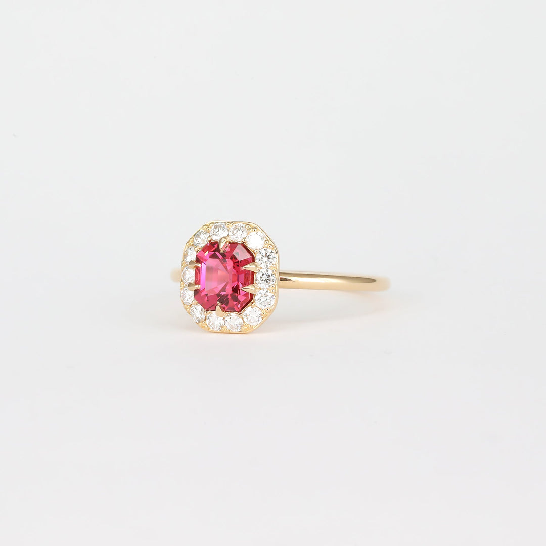 1.0CT-2.0CT Red Asscher Cut Lab Grown Halo Diamond Engagement Ring