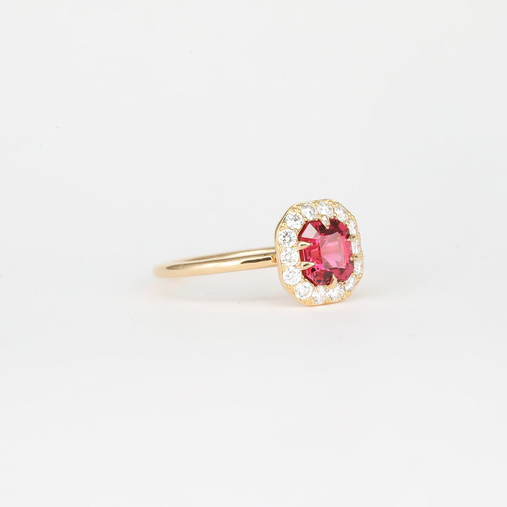 1.0CT-2.0CT Red Asscher Cut Lab Grown Halo Diamond Engagement Ring